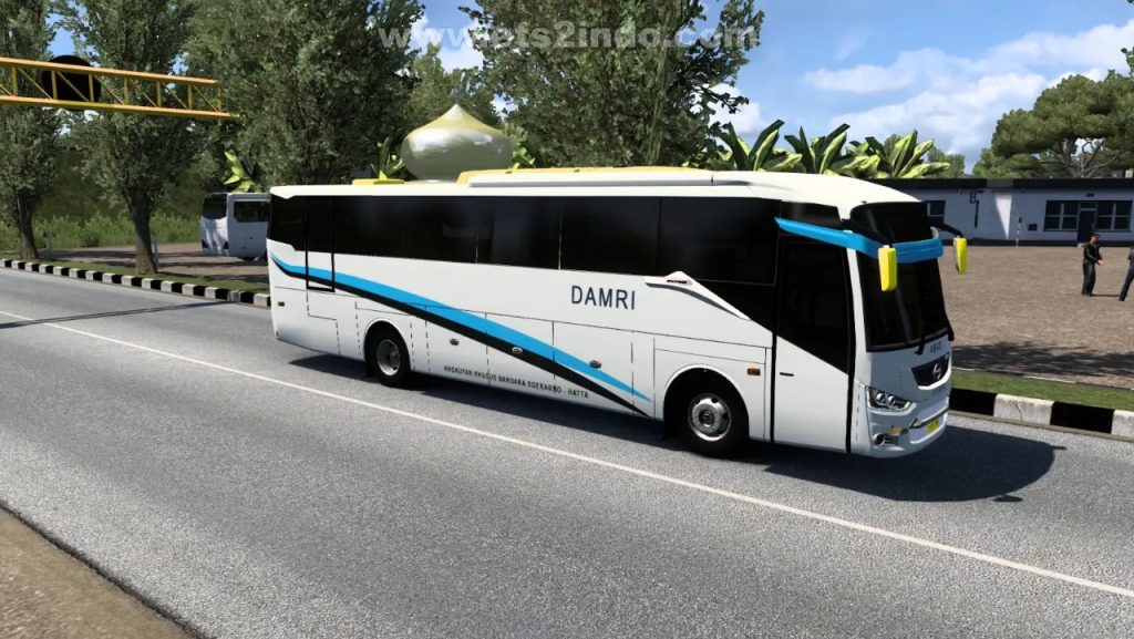 Mod Traffic Bus Discovery & DC3 ETS2 1.50